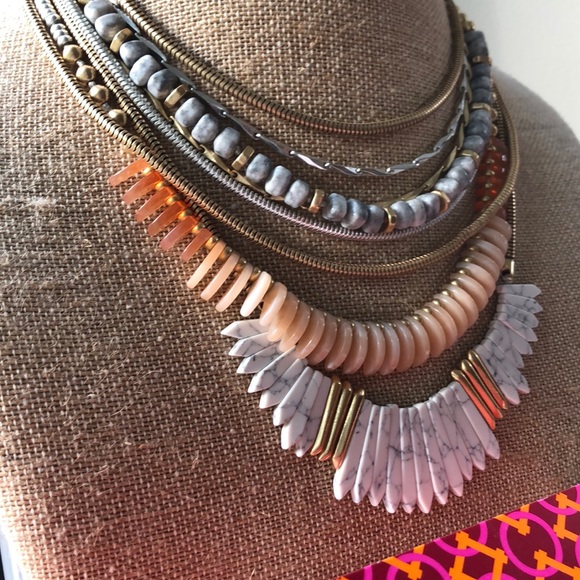 Stella & Dot Ezra Statement Necklace - Picture 8 of 8